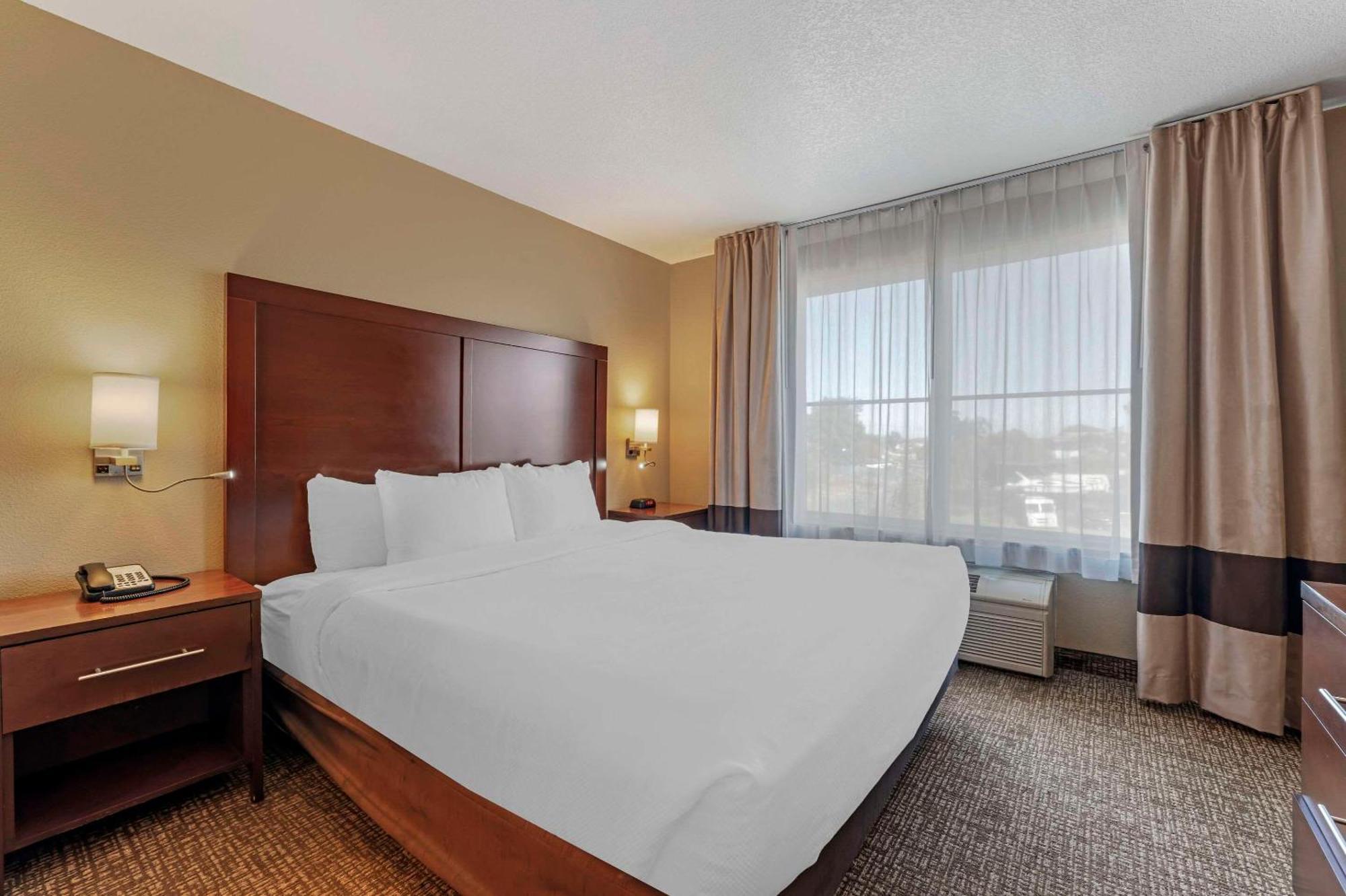 Comfort Inn Lathrop Stockton Airport Exteriér fotografie